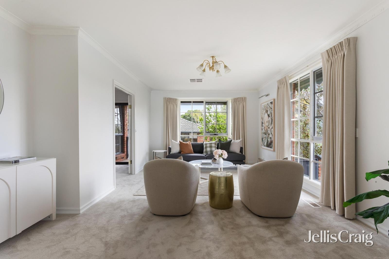 2/11 Hazel Street, Camberwell image 5