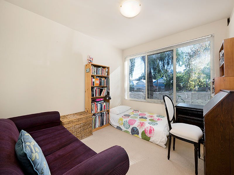 2/11 Henry Street, Hawthorn image 8