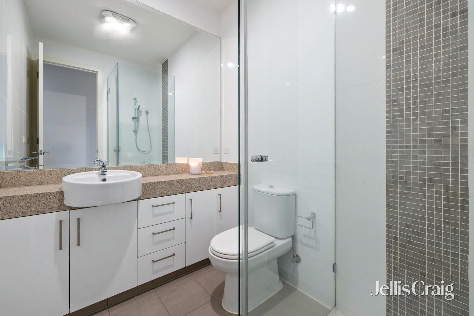 2/11 Indra Road, Blackburn&nbsp;South image 14