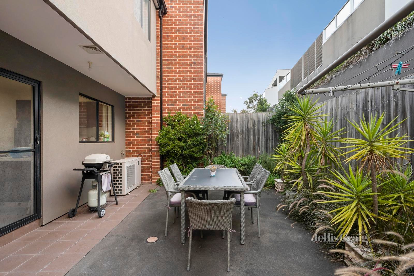 2/11 King Street, Bayswater image 10