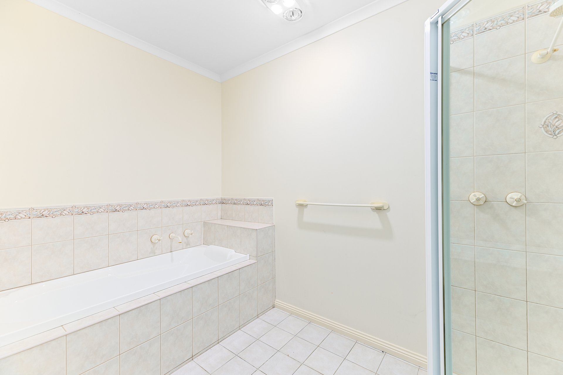 2/11 Kwinana Street, Glen&nbsp;Waverley image 7