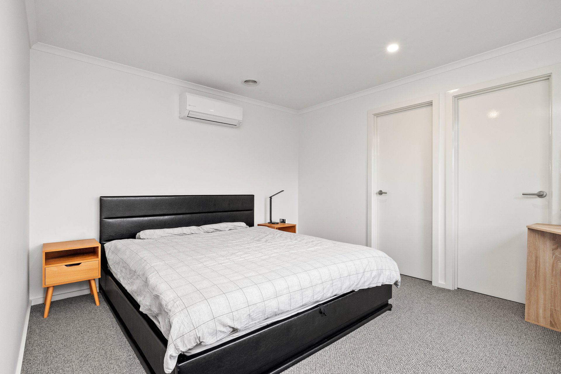 2/11 Leigh Road, Croydon image 6