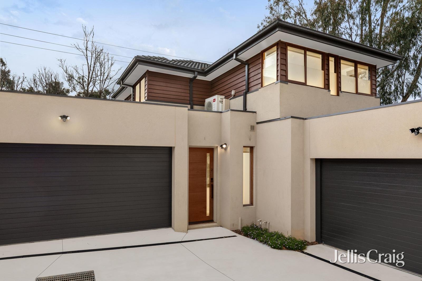 2/11 Marian Court, Eltham&nbsp;North image 1