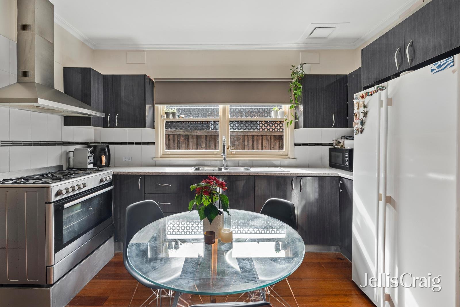 211 Mason Street, Newport image 3