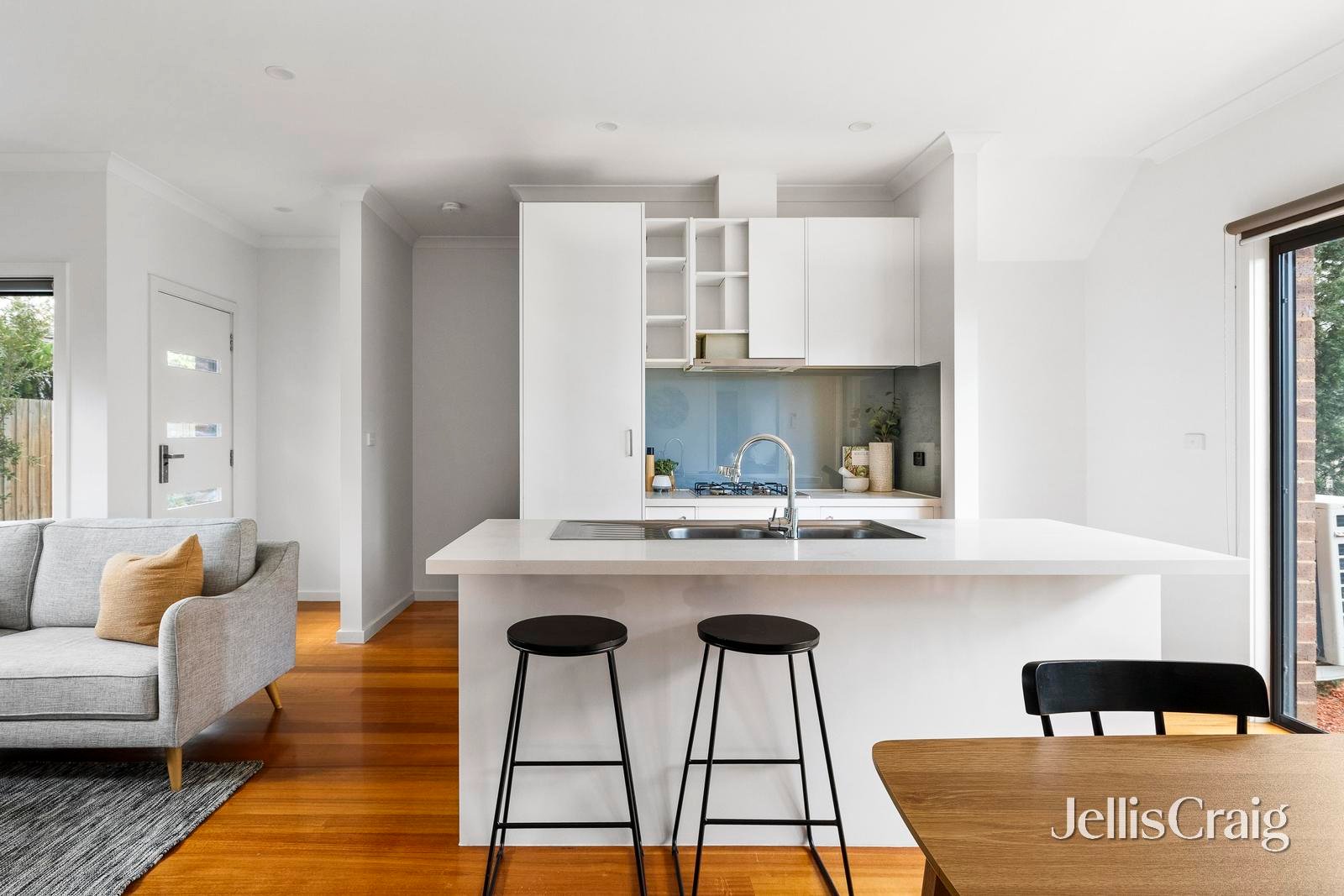 2/11 Mihil Street, Preston image 3