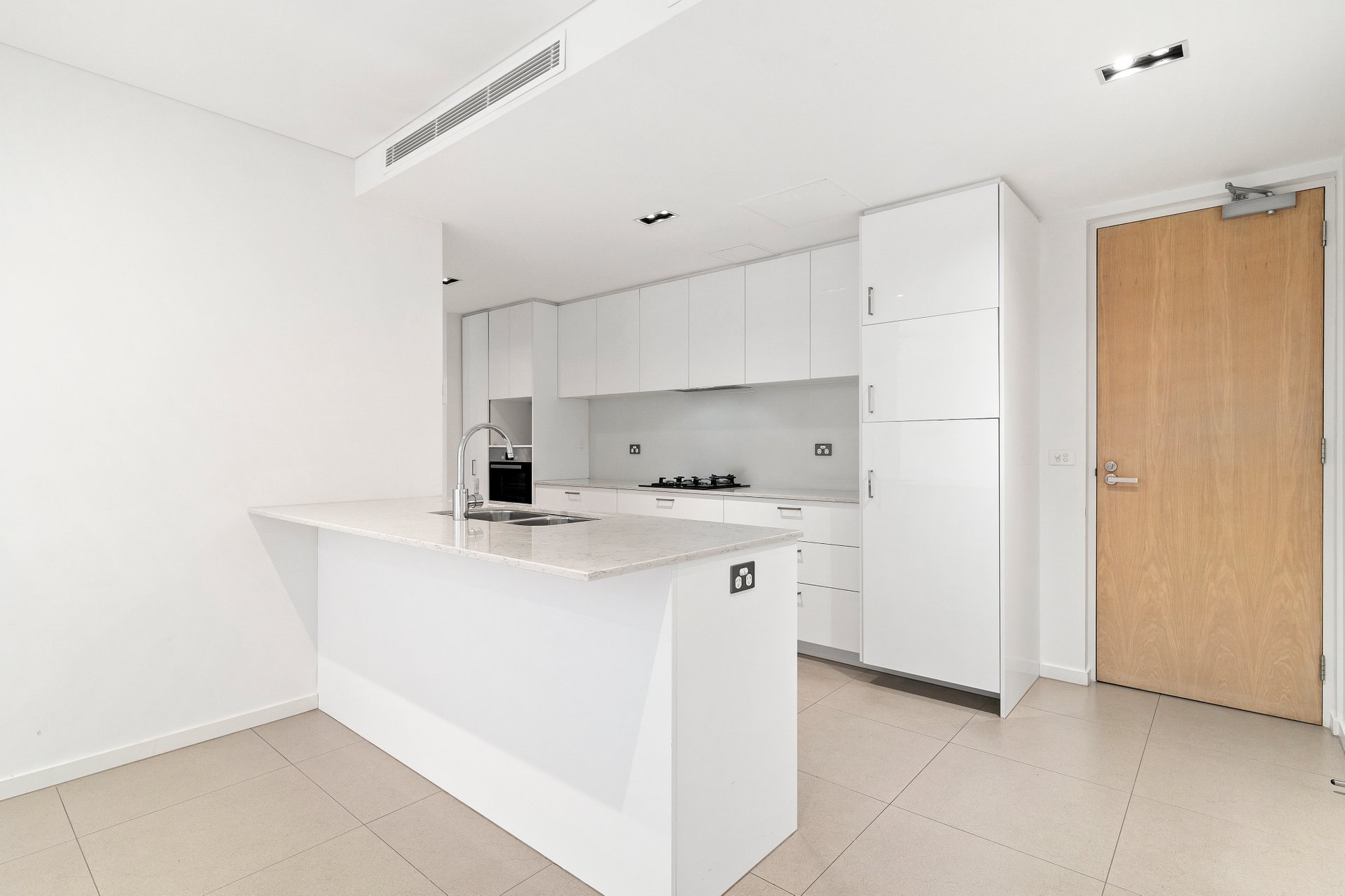 Property Gallery Thumbnail 2