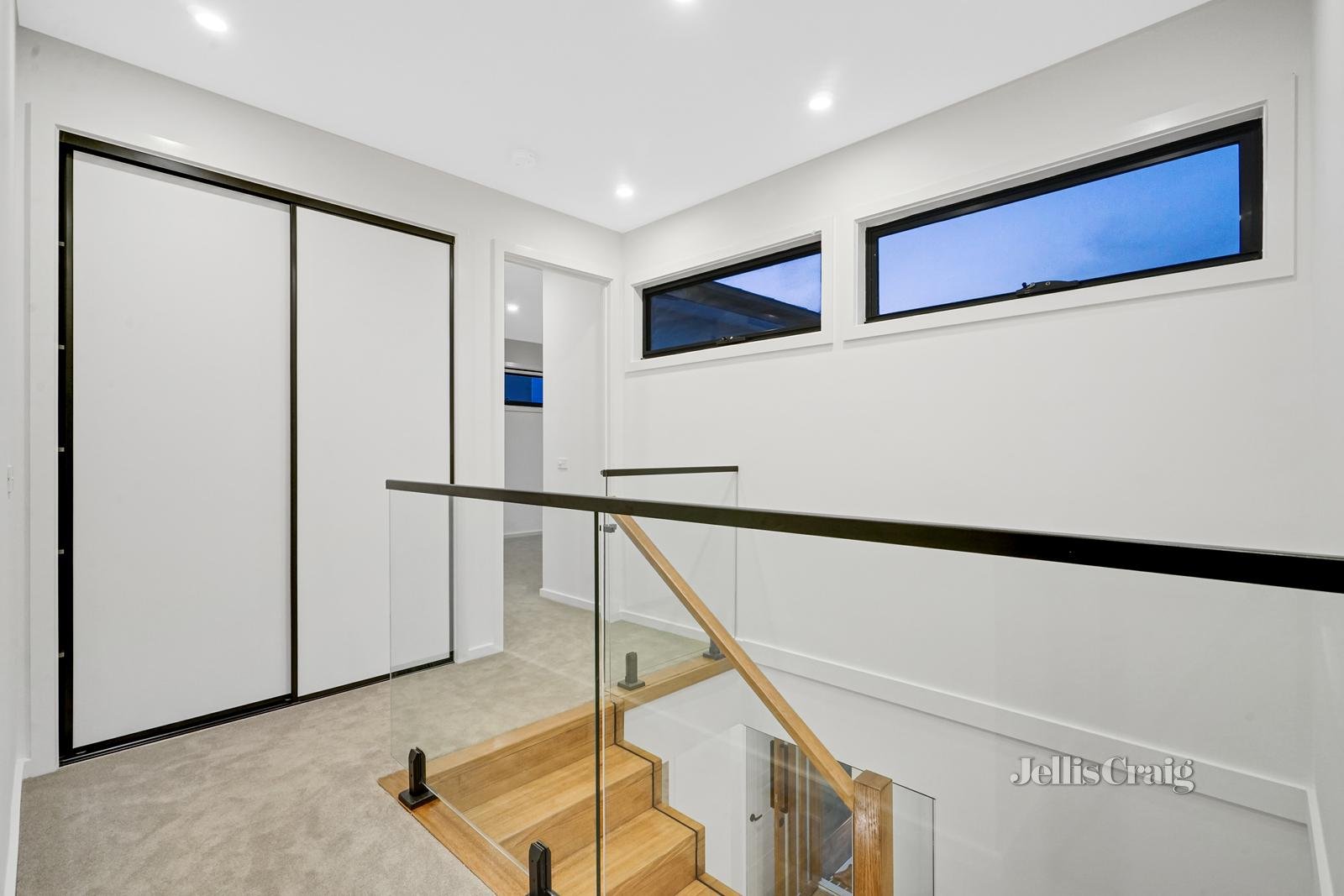 2/11 Newbigin Street, Burwood image 9