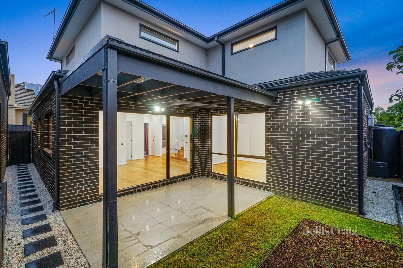 2/11 Newbigin Street, Burwood image 20