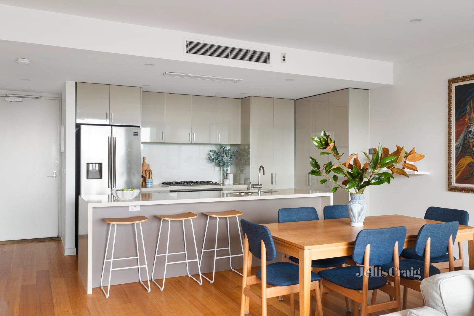 2/11 Nicholson Street, Abbotsford image 4