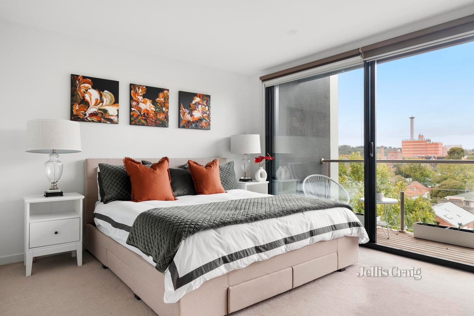 2/11 Nicholson Street, Abbotsford image 6