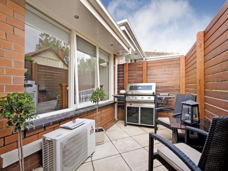 2/11 Northcote Avenue, Balwyn image 7