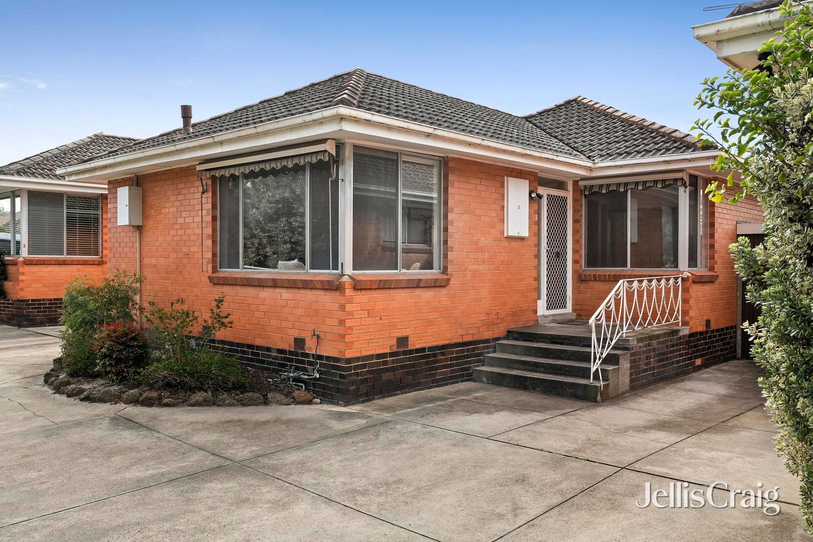 2/11 Park Avenue, Glen Huntly image 1