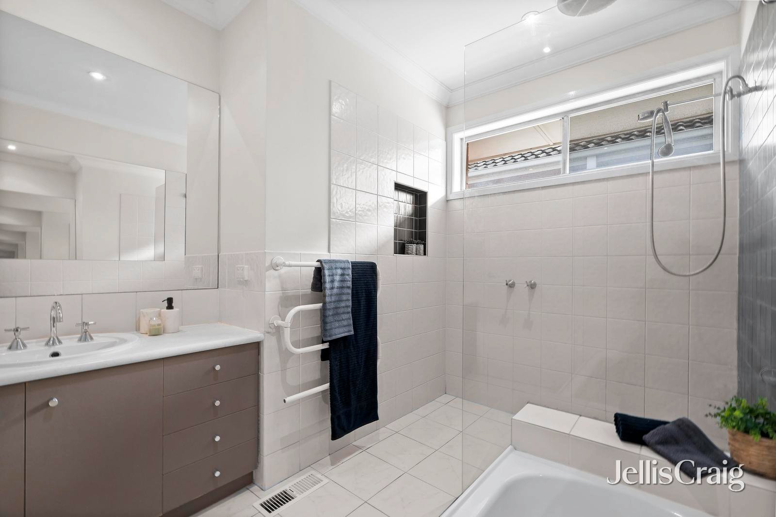 2/11 Park Avenue, Glen Huntly image 7