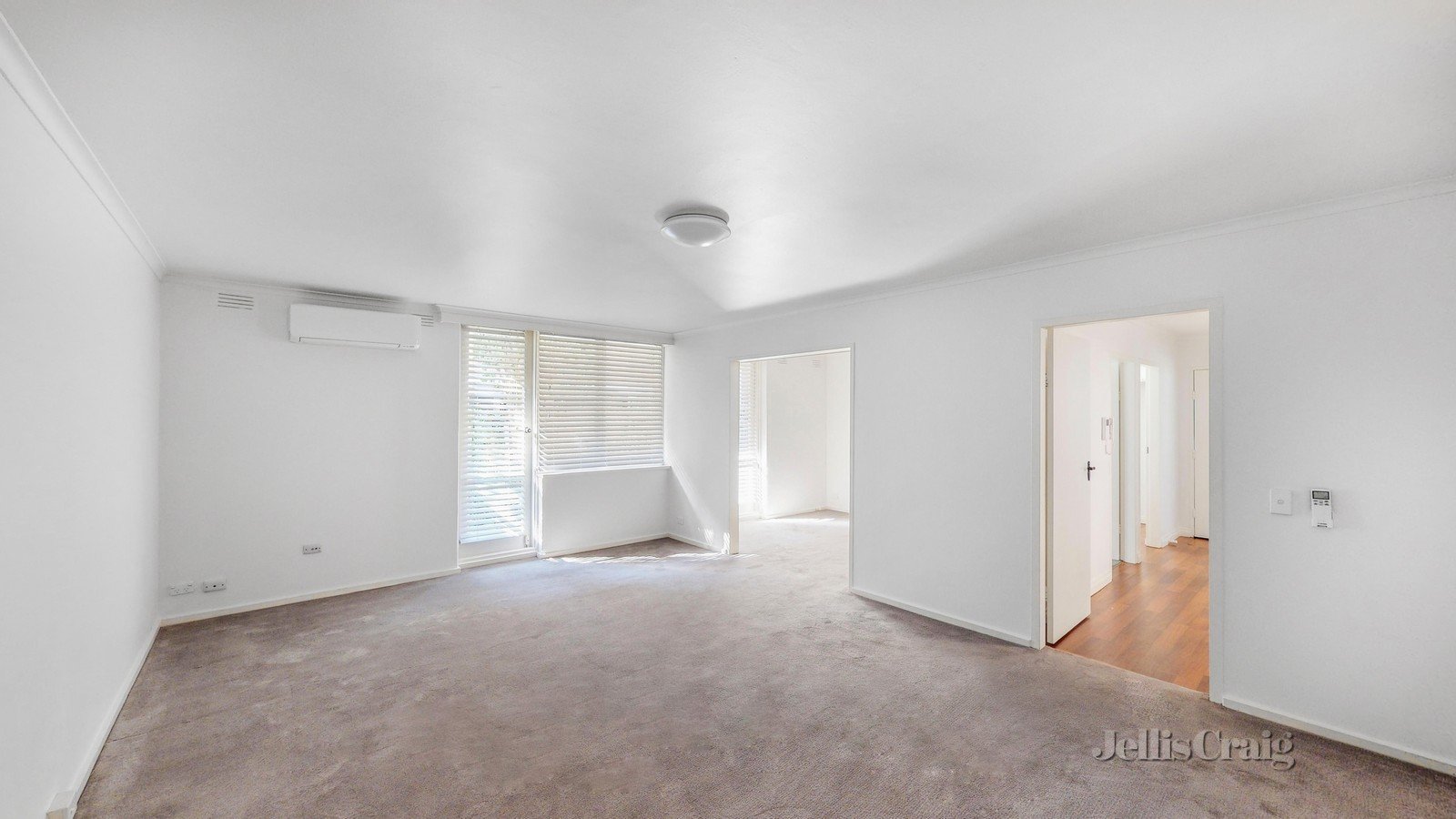 2/11 Rockley Road, South Yarra image 1