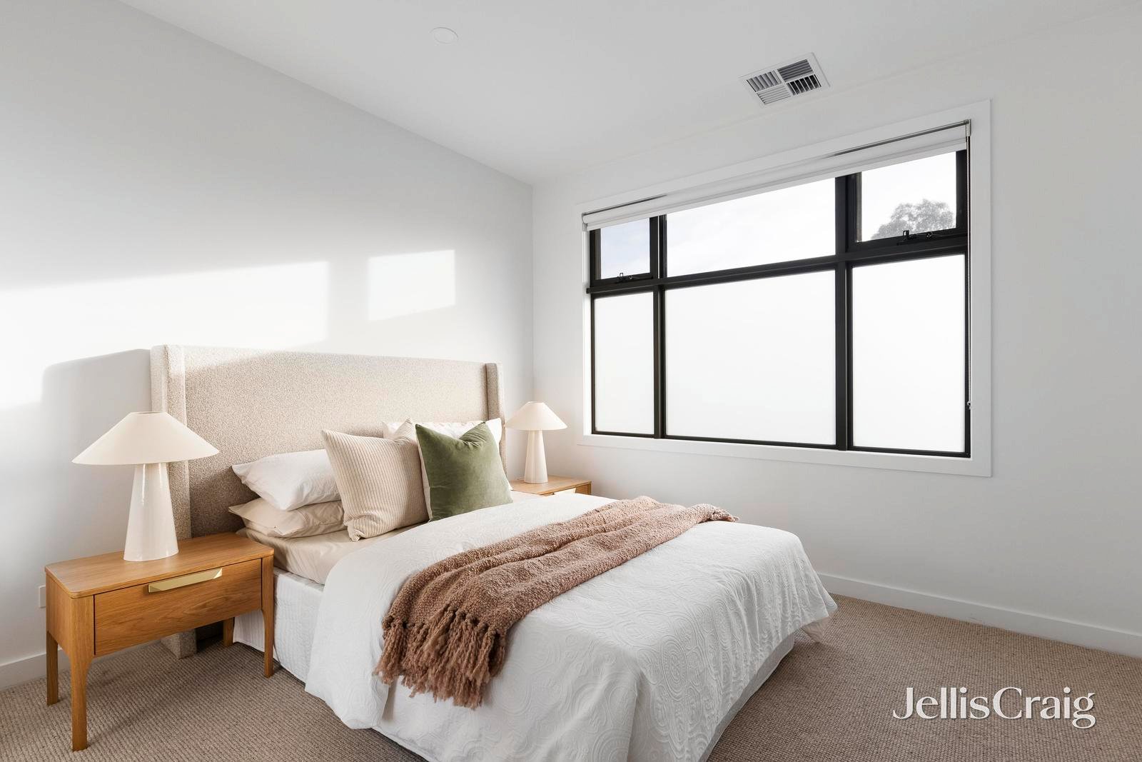 2/11 Skeffington Street, Bellfield image 12