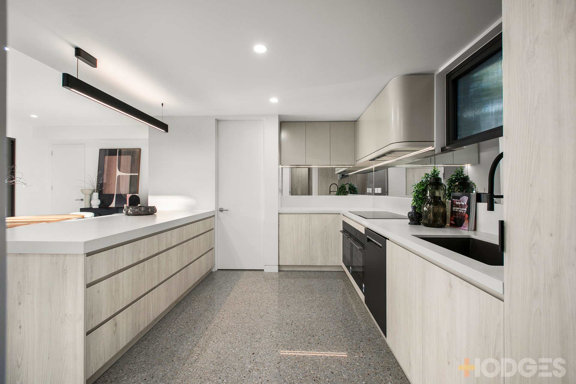 2 / 11 Turner Road Highett