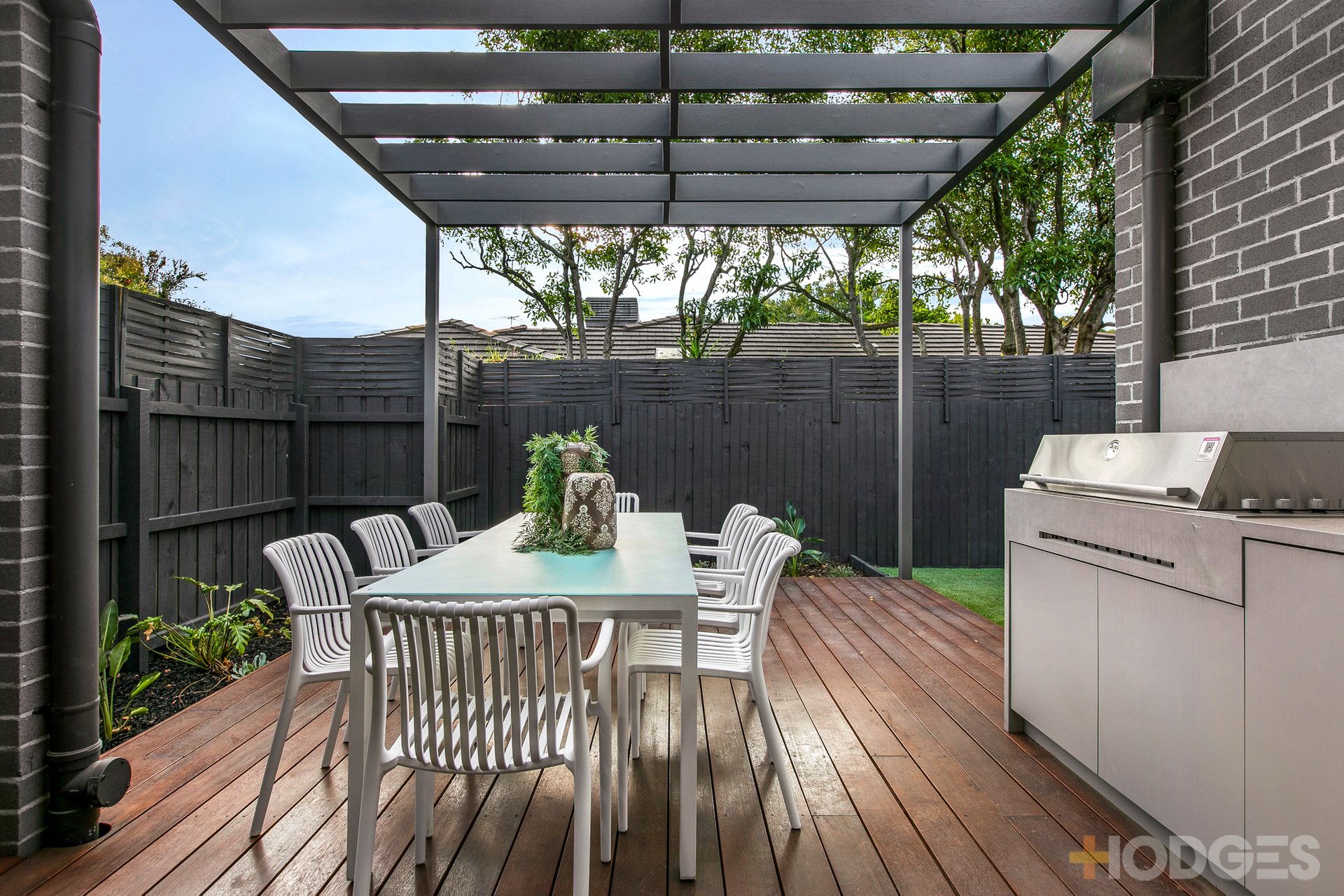 2 / 11 Turner Road Highett