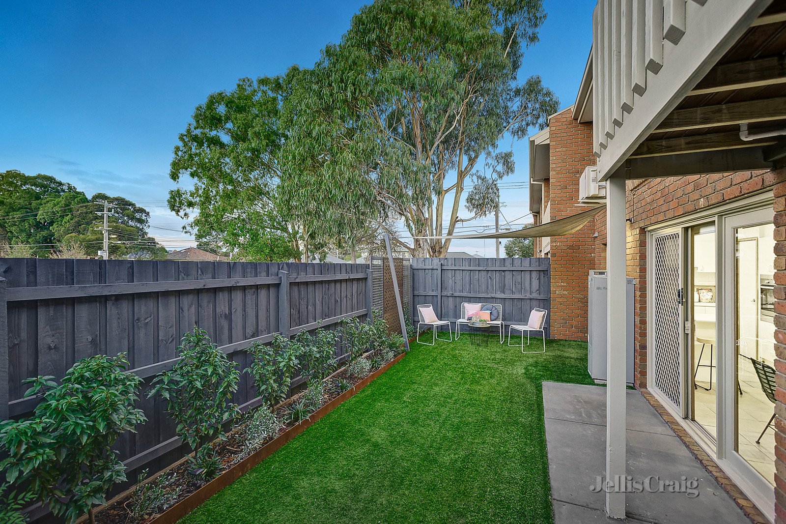 2/11 William Street, Greensborough image 8