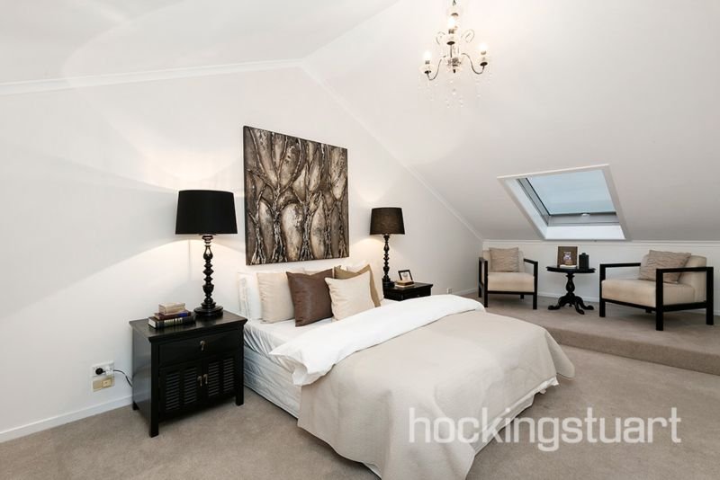211 Wiltshire Drive, Kew image 5