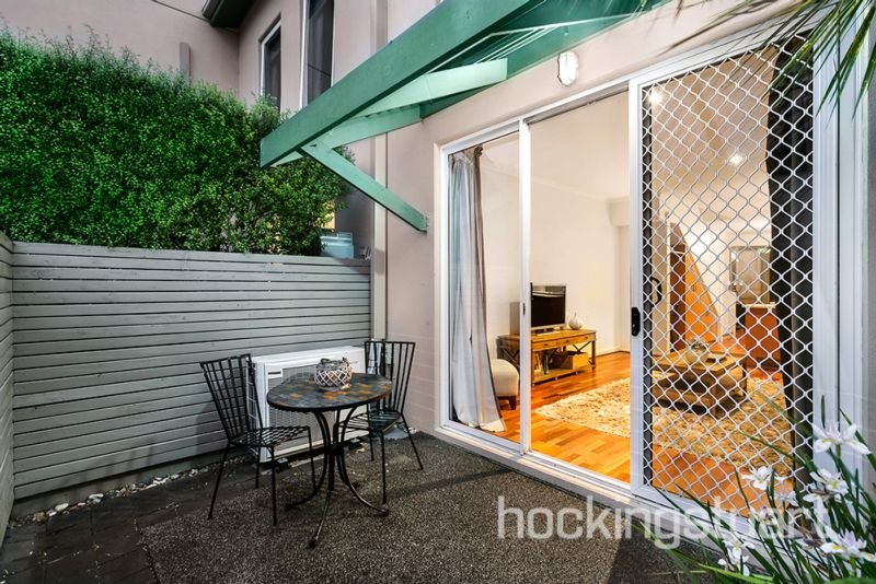 211 Wiltshire Drive, Kew image 9