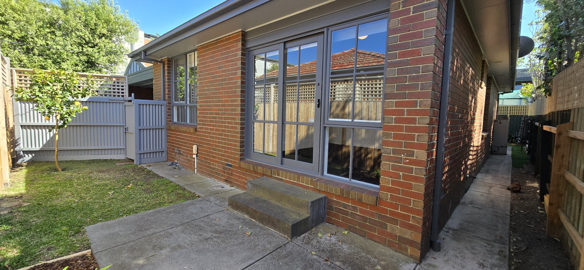Property Gallery Thumbnail 8