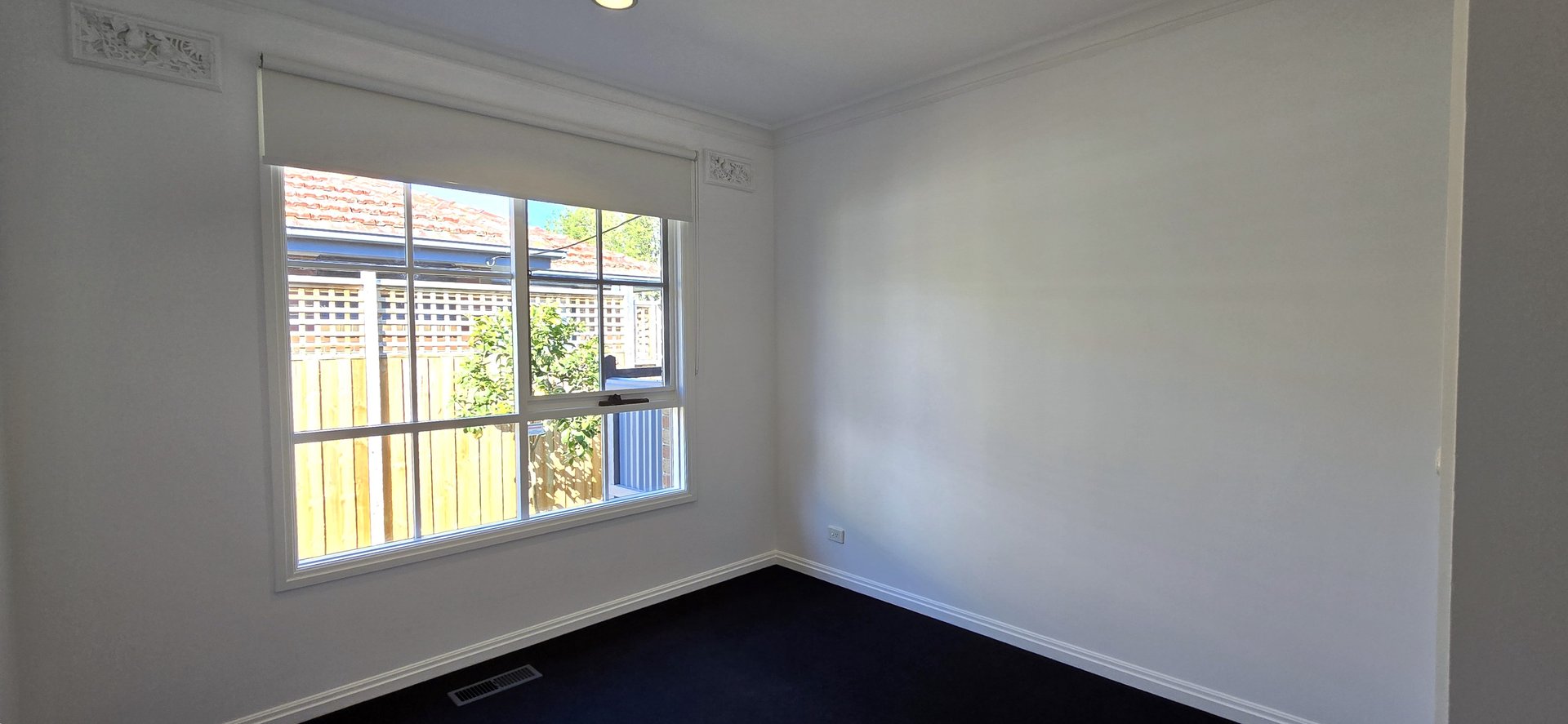 Property Gallery Thumbnail 9