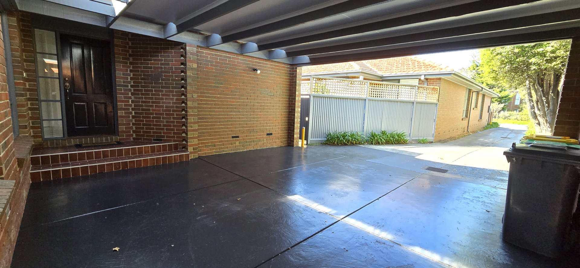 Property Gallery Thumbnail 16