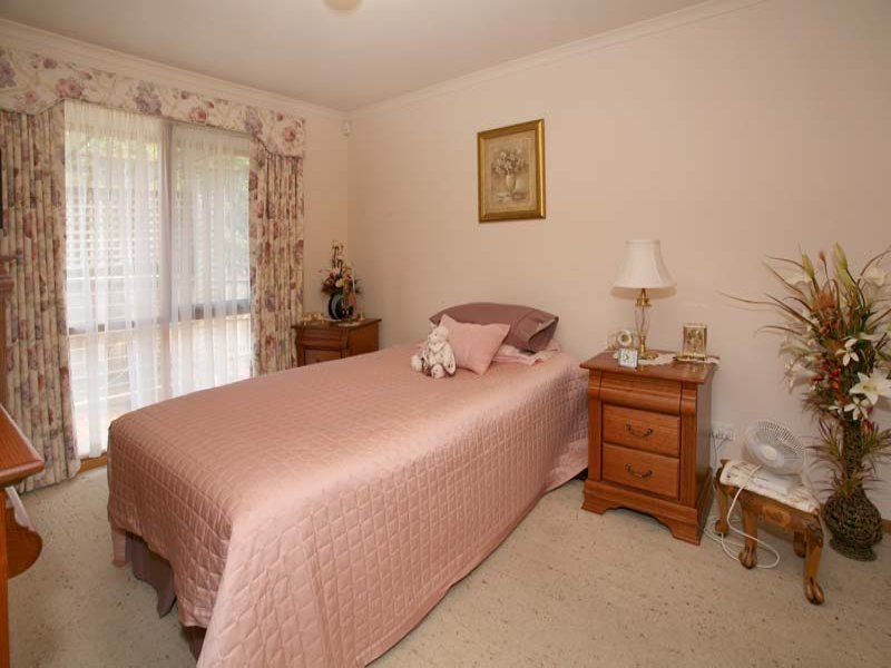 2/110 Carrington Road, Box Hill image 3