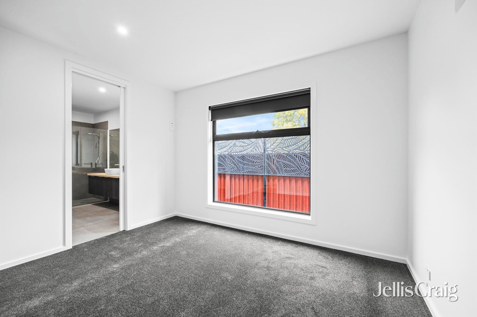 2/110 Cuthberts Road, Alfredton image 5