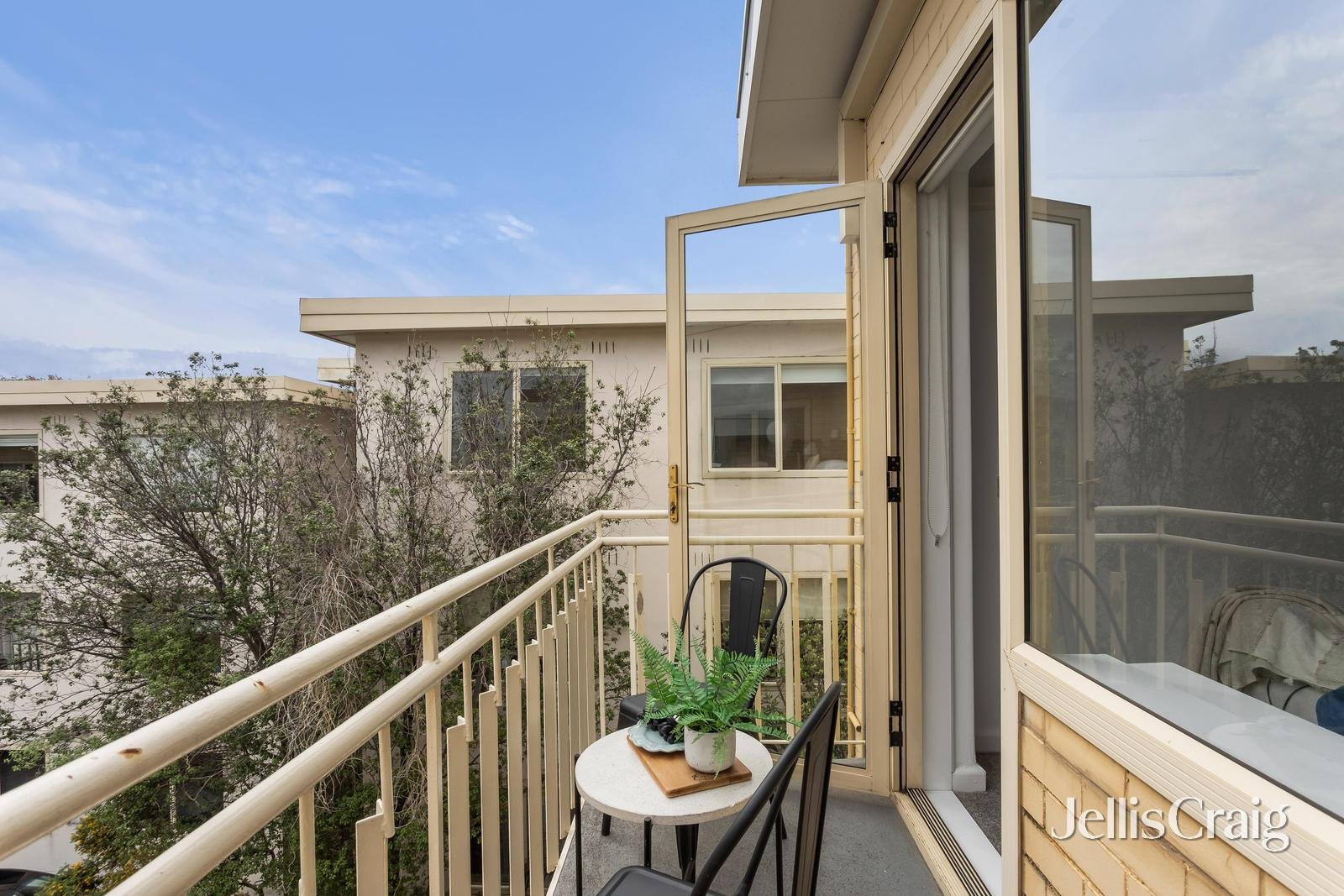 21/10 Mitford Street, St Kilda image 8