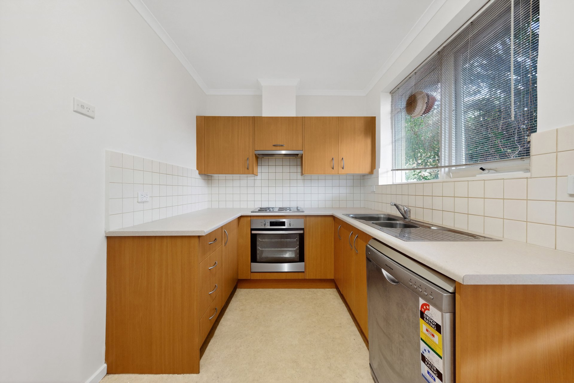 2/110 Wellington Street, Kew image 4
