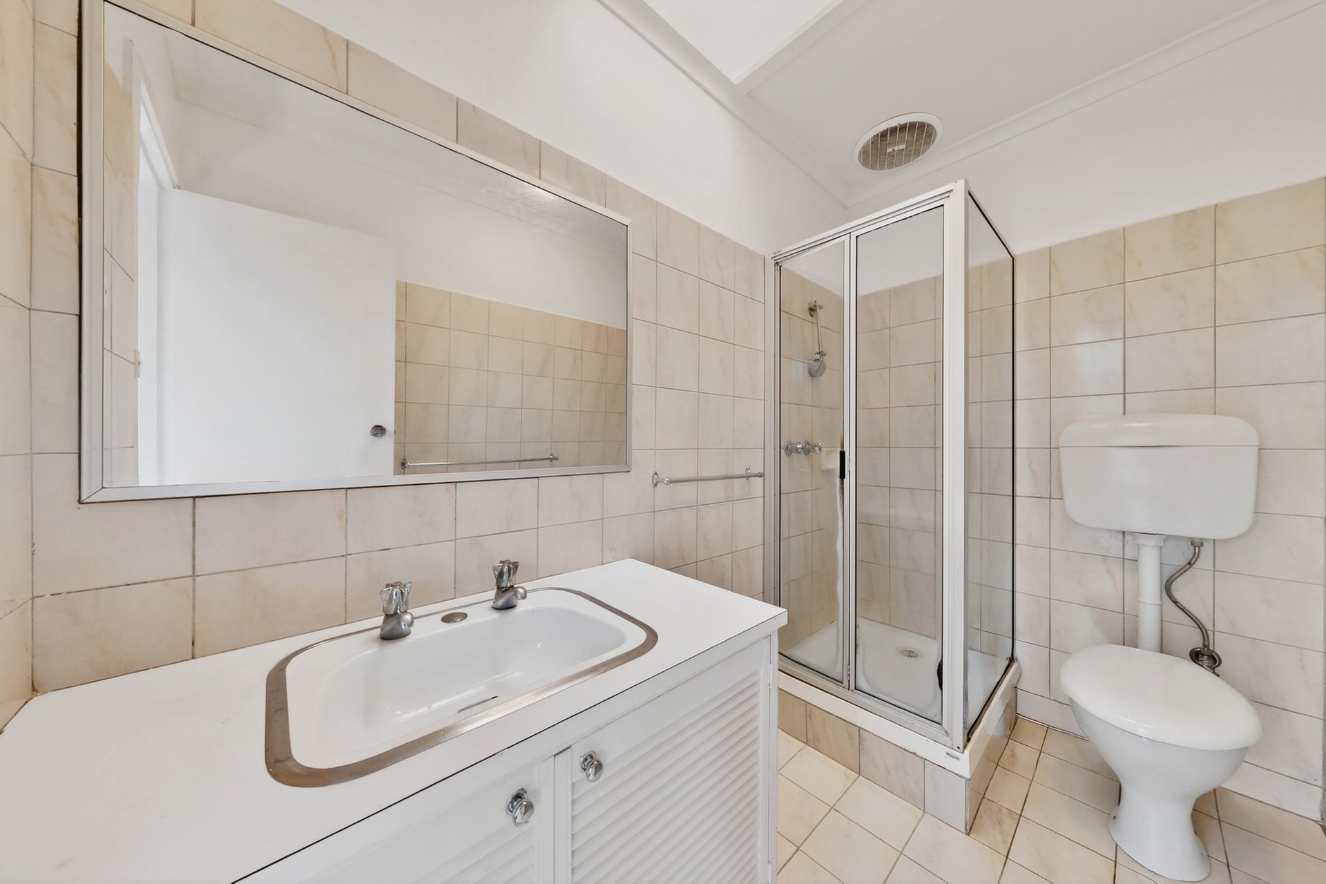 2/110 Wellington Street, Kew image 5