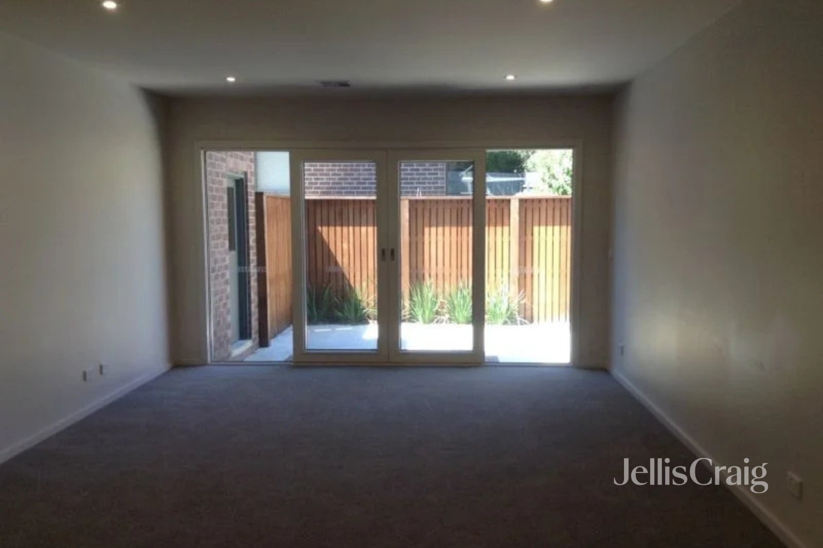 2/1108 Main Road, Eltham image 3