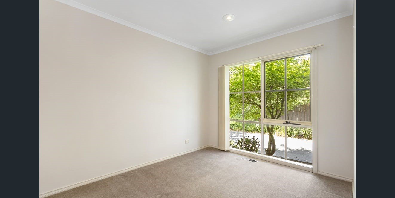 2/111 Balwyn Road, Balwyn image 3