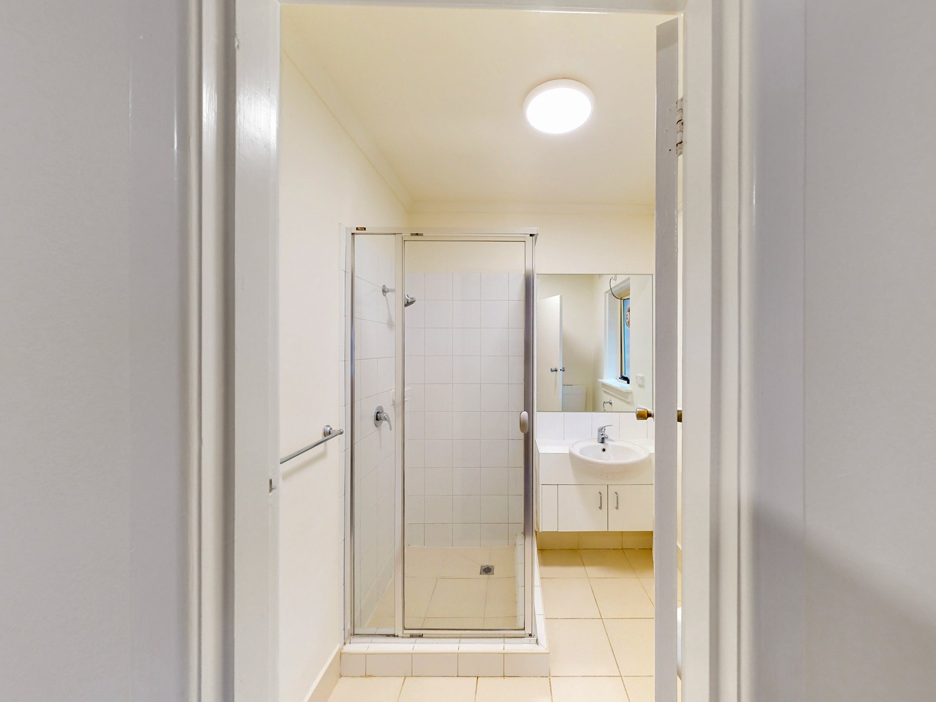 2/111 Victoria Road, Hawthorn&nbsp;East image 4