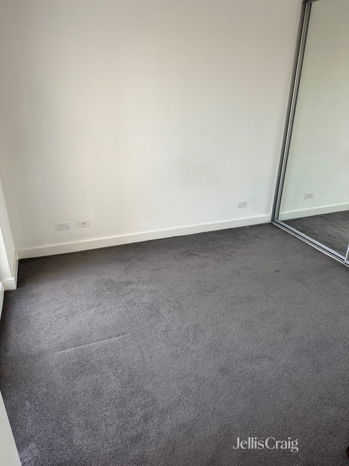 211/115 Victoria Road, Northcote image 4