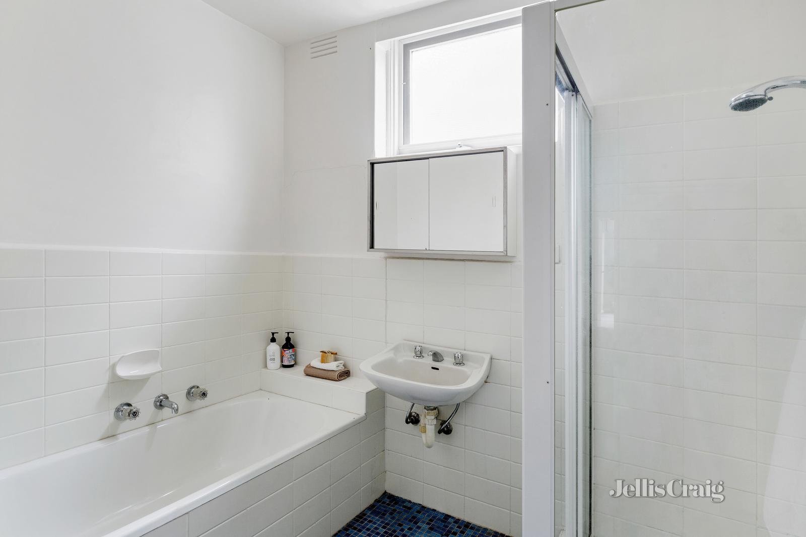 21/114-116 Riversdale Road, Hawthorn image 5