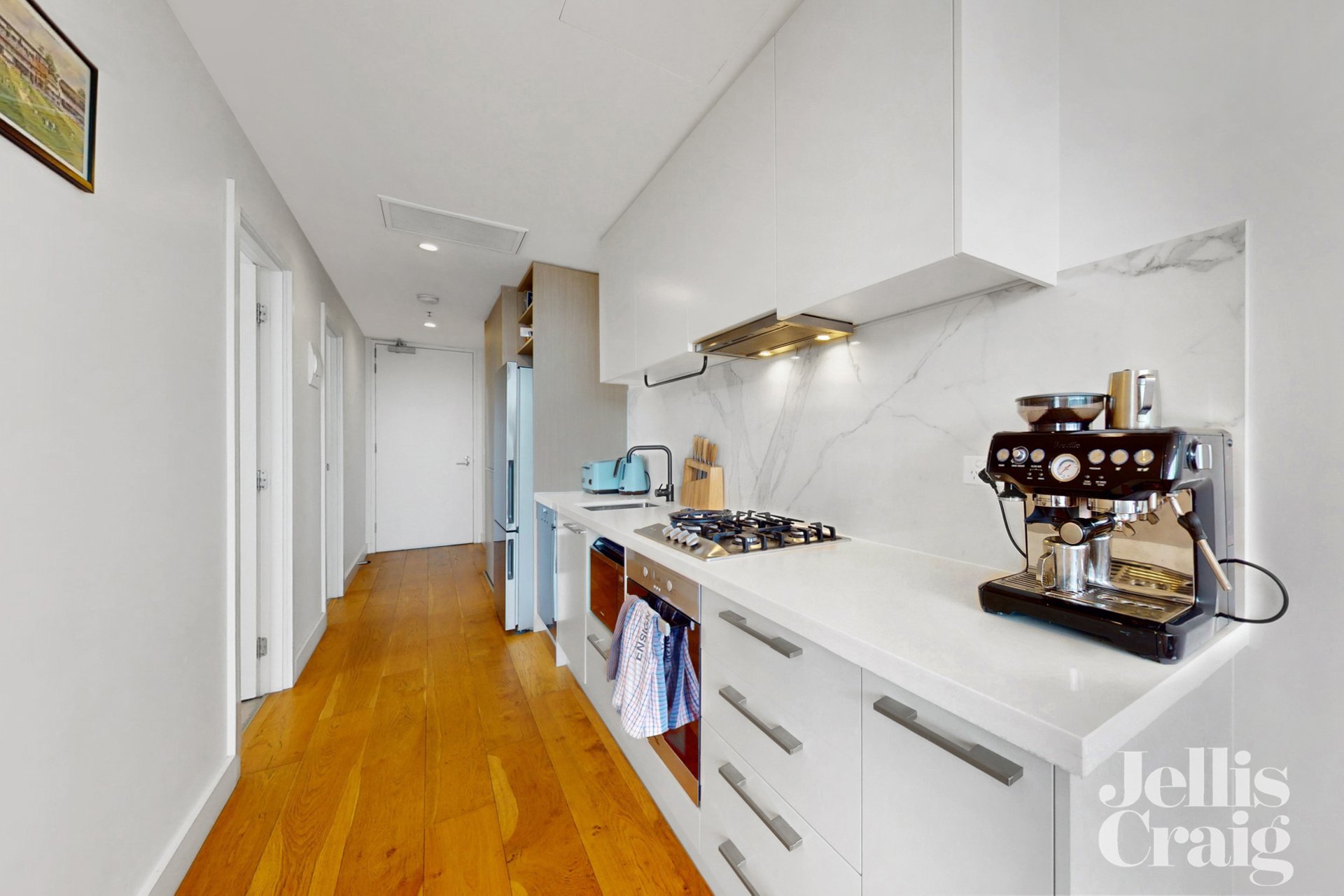 211/140 Cotham Road, Kew image 6