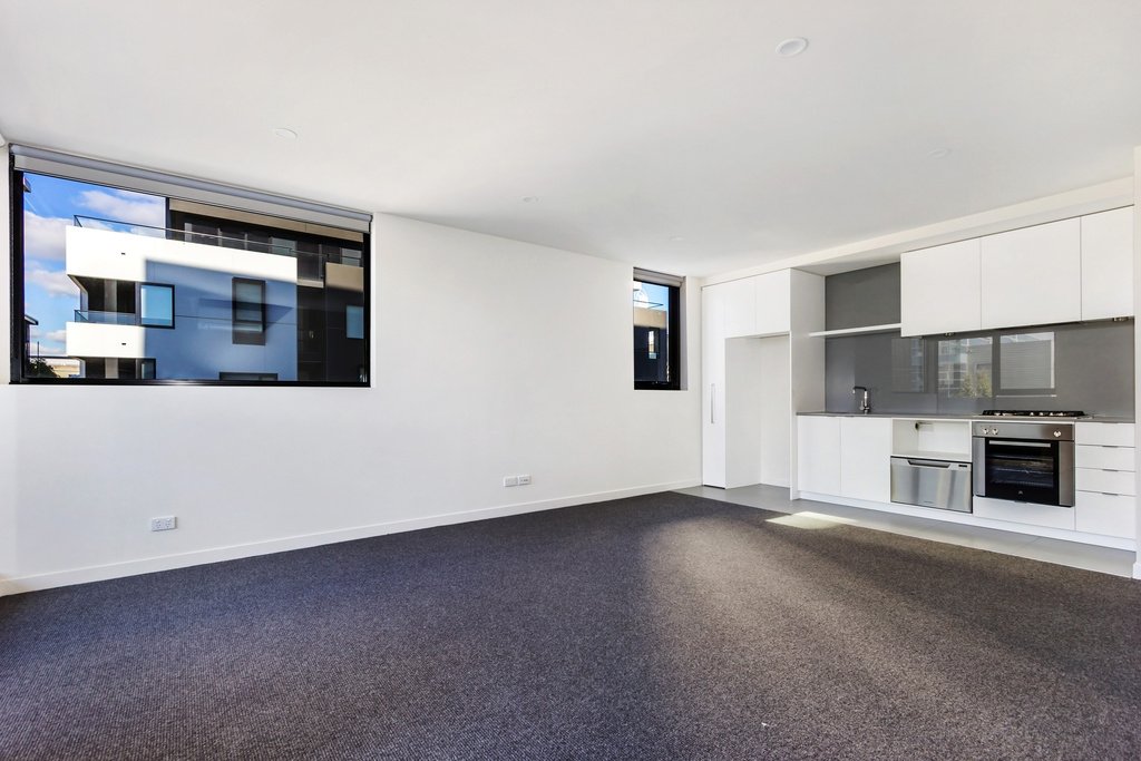 Property Gallery Thumbnail 3