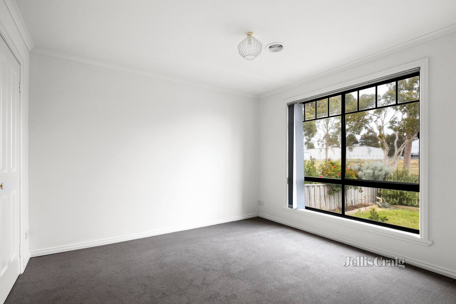 2/112 Houston Street, Epping image 6