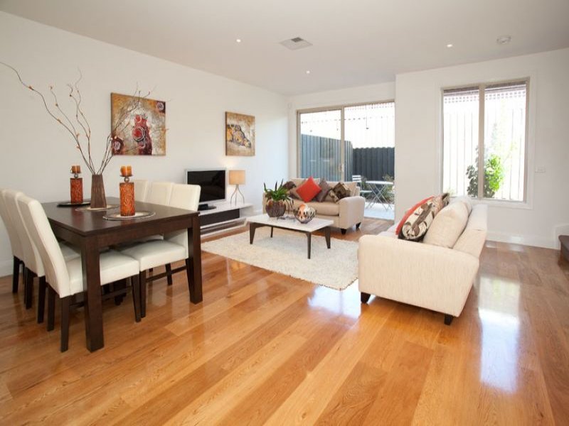 2/1129 Whitehorse Road, Box Hill image 4