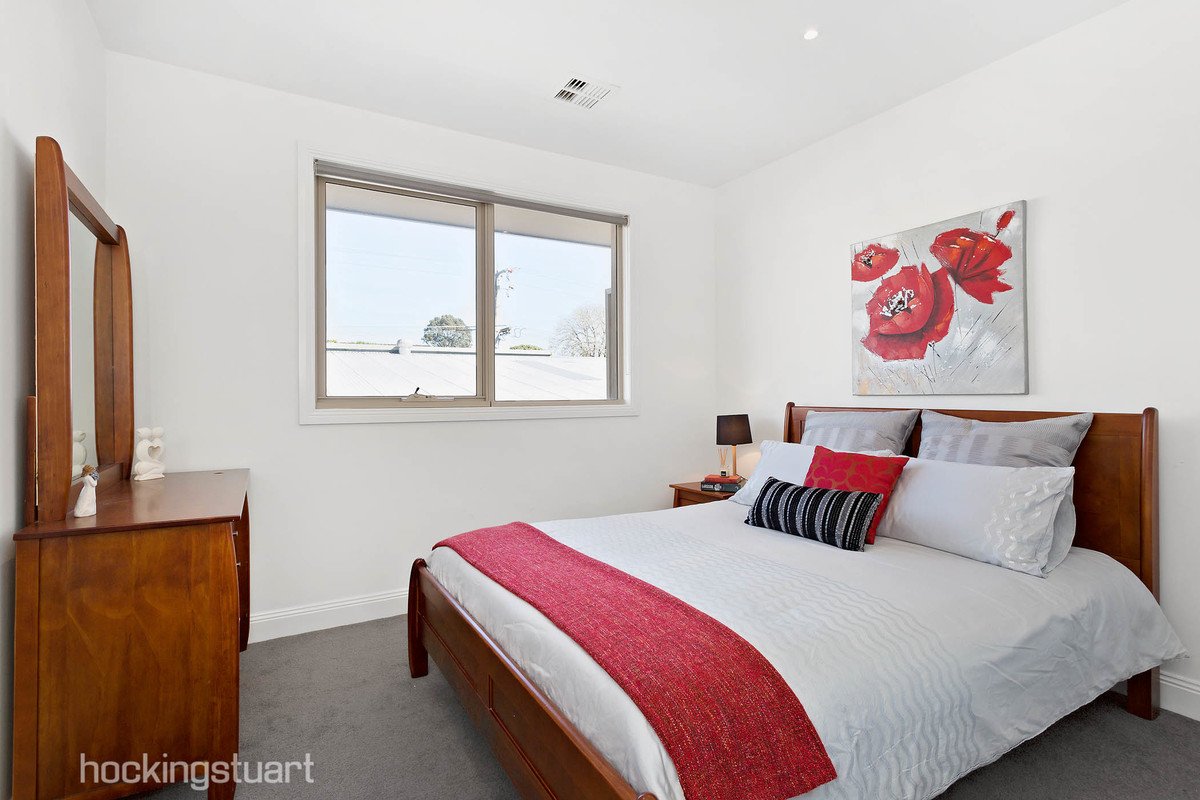 2/1129 Whitehorse Road, Box Hill image 6