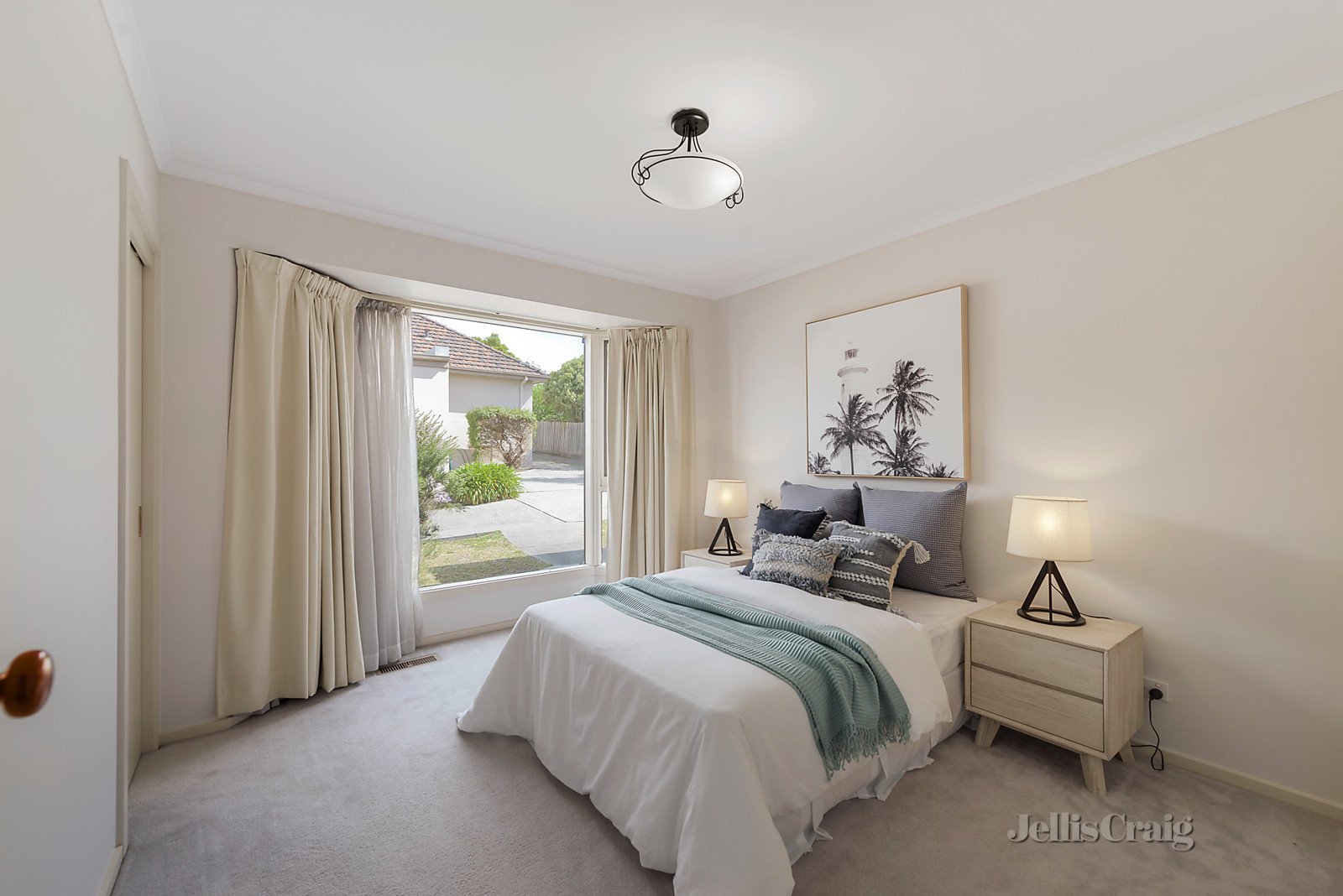 2/112a Severn Street, Box Hill North image 6