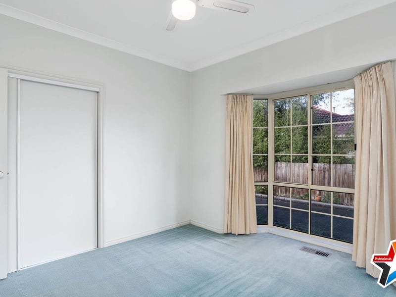 2/113 Colchester Road, Kilsyth image 5