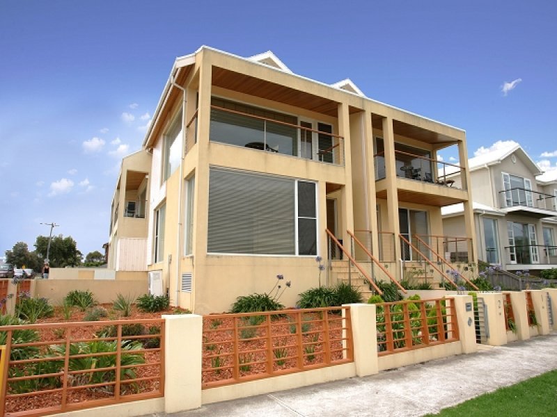 2/113 Esplanade,, Williamstown image 1