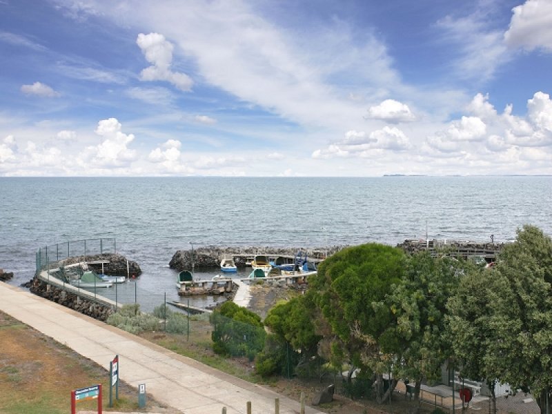 2/113 Esplanade,, Williamstown image 3