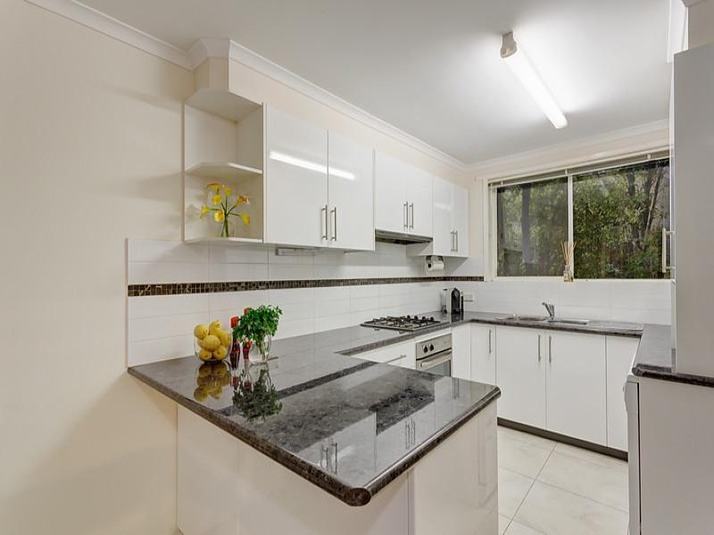 2/113 Wellington Street, Kew image 5