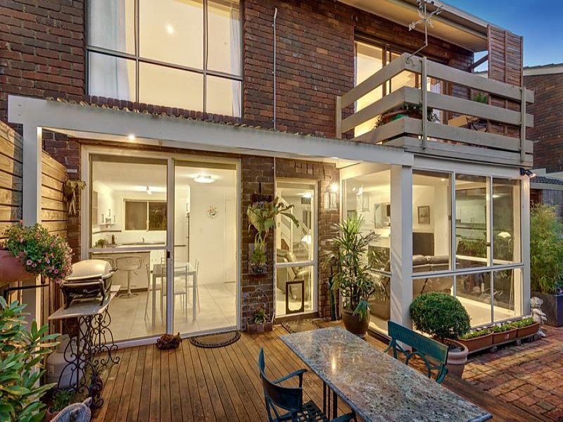 2/113 Wellington Street, Kew image 8