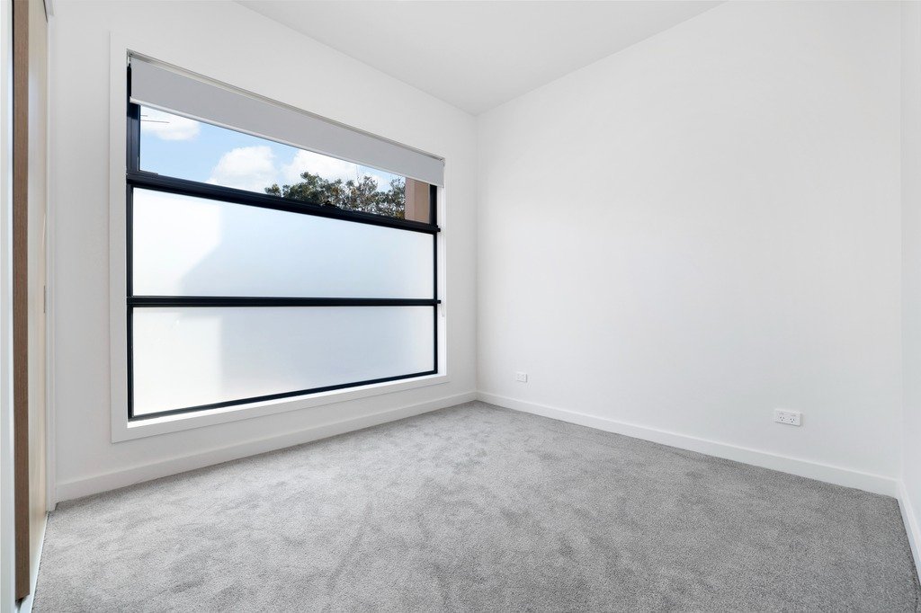 2/114 Atkinson Street, Templestowe image 3