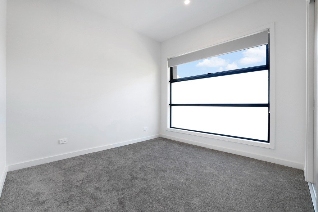 2/114 Atkinson Street, Templestowe image 4